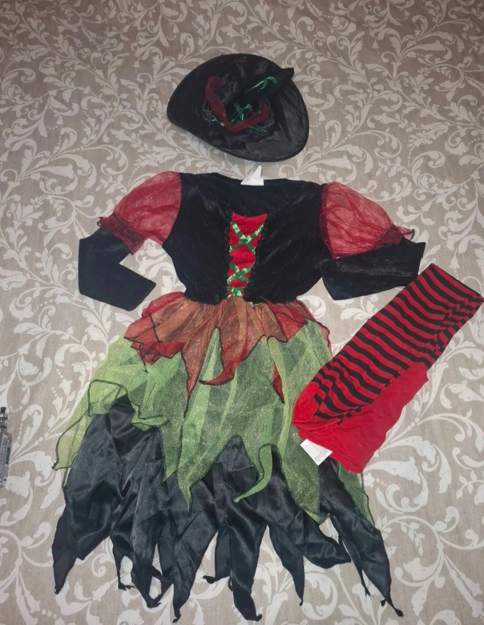 Costume sorcière taille 7-9 ans